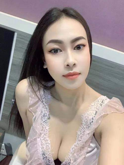 alicia provide sri petaling b2b massage service